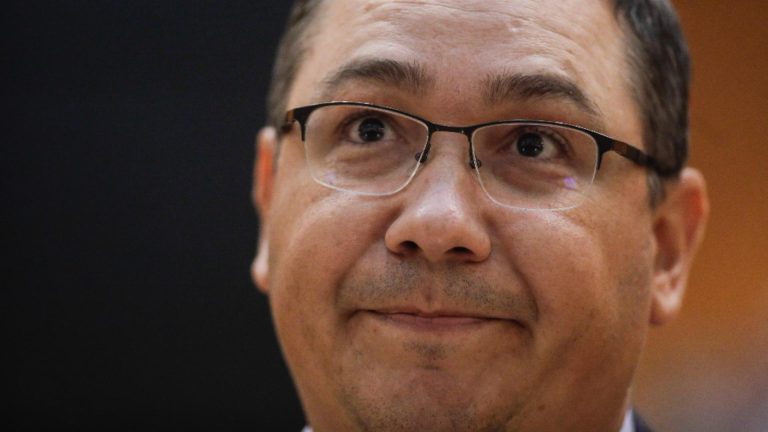 Documentarul ce distruge candidatura lui Victor Ponta Cum a sters datoria KazMunaiGaz de 600 milioane euro