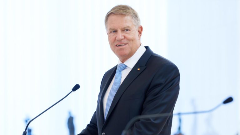 Faraonul de la Cotroceni somat sa dea explicatii Kelemen Hunor ii cere lui Iohannis sa rupa tacerea