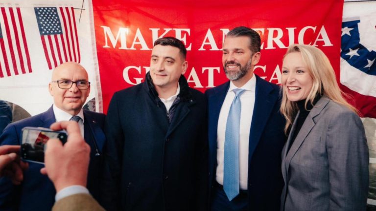 Liderul suveranistilor romani George Simion invitat la investitura lui Trump