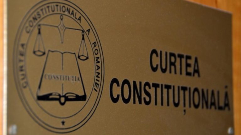 O fosta judecatoare acuza CCR interpreteaza doar texte constitutionale Completul a fost indus in eroare de Servicii