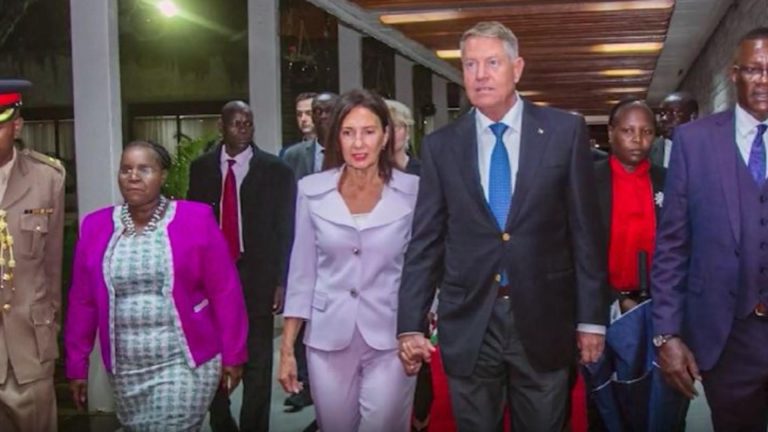 Palatul de clestar al lui Iohannis ridicat pe suferinta Romaniei