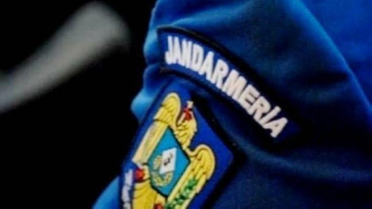 Controale corporale ale Jandarmeriei la un meci FCSB
