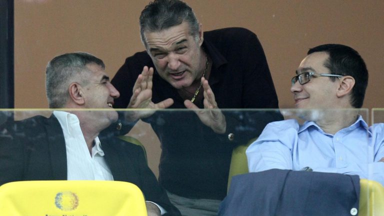 Becali ofera lectii dar aduce Steaua spre faliment