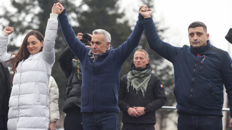 Cand isi depune Georgescu candidatura la prezidentiale George Simion il sustine