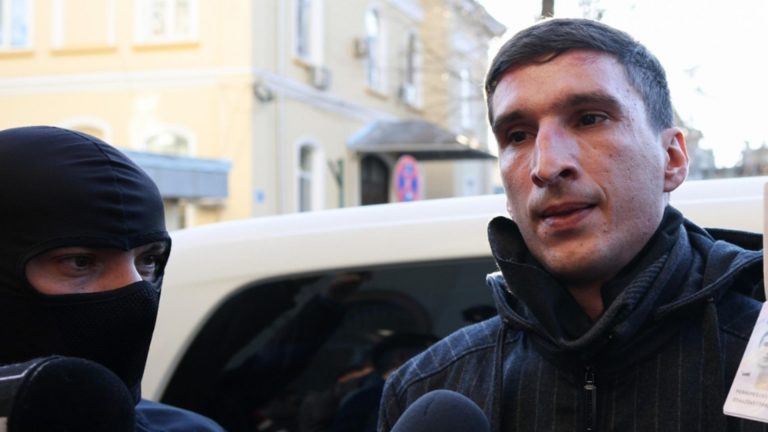 Cristian Sarbu avocatul lui BogPR Nu e infractiune sa donezi pe TikTok Bogdan nu l cunoaste pe Calin Georgescu l a sustinut personal fiindca i a placut