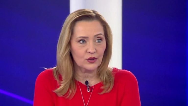Elena Lasconi si a anuntat candidatura la prezidentiale