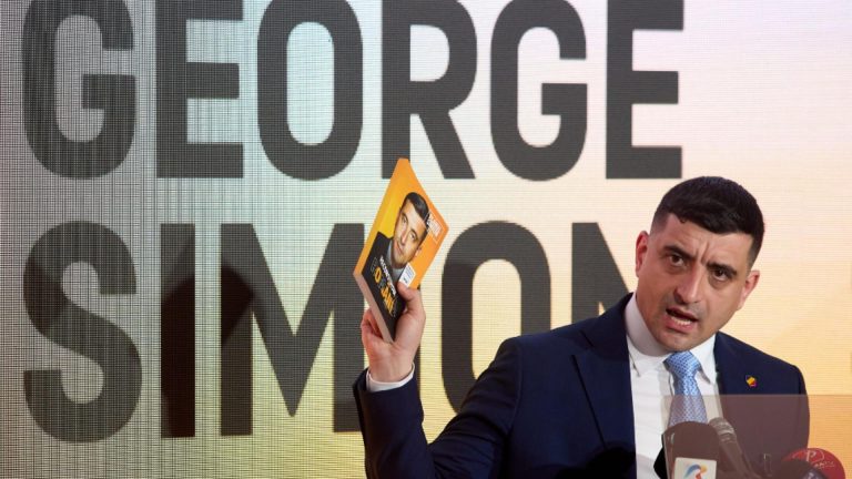 George Simion avertisment de la summitul conservatorilor Nu avem nevoie de o armata europeana aceasta idee nu este viabila