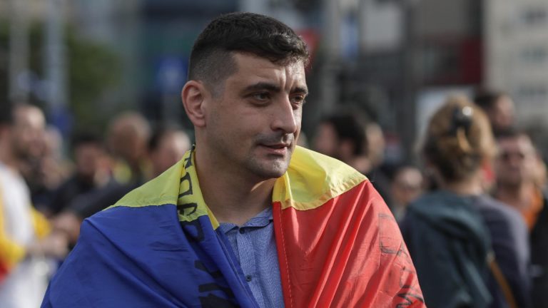 Simion anunta mobilizarea Nu l am uitat pe Georgescu