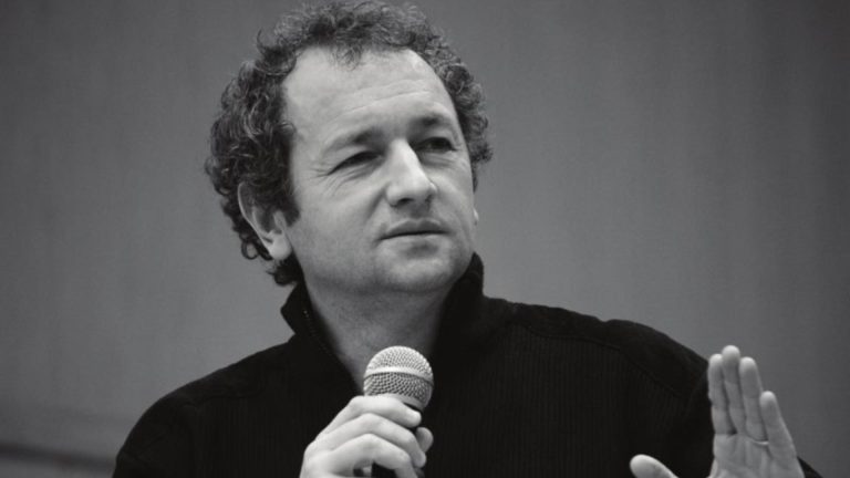 Dan Puric Calin Georgescu are demnitate crede in valorile crestine Este nevoie de un lider cu atitudine voievoidala