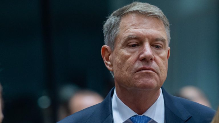 Faraonul Iohannis a transmis un mesaj de Paste