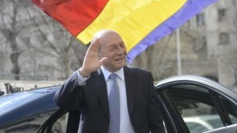 Traian Basescu Unicul lucru pentru tara este sa demisioneze