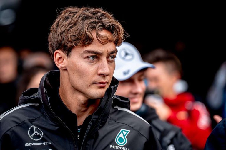 George Russell va ramane la Mercedes