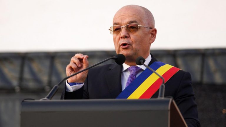 Sporuri halucinante la Primaria Cluj Napoca in criza