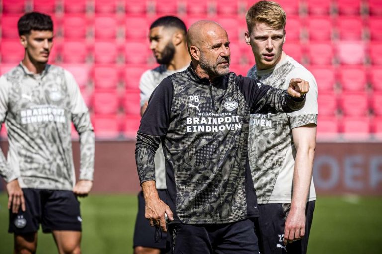 Antrenorul PSV ului despre Dennis Man Ne poate ajuta