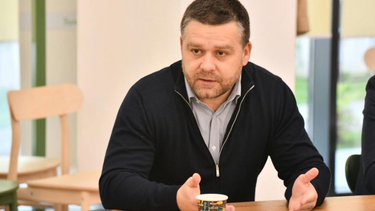 Ciprian Ciucu Anunt candidatura odata ce se stabilesc alegerile