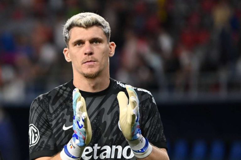 Ederson exclude transferul lui Tarnovanu