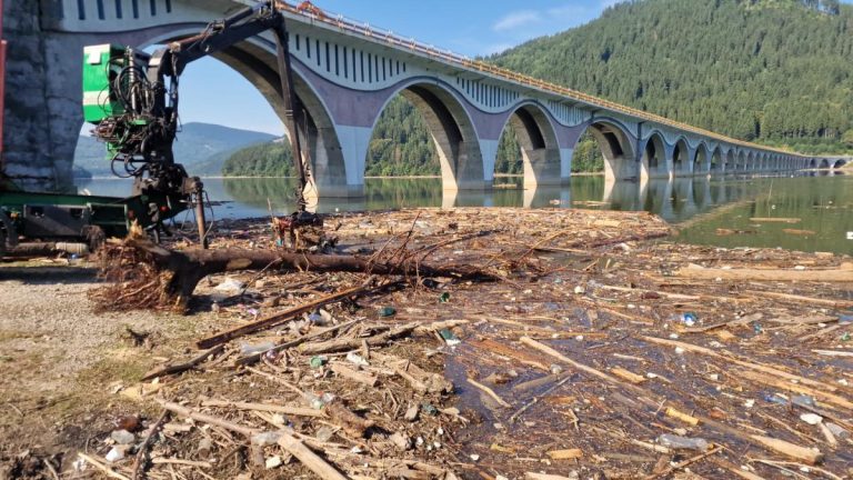 Guvernul pregateste un nou pachet de sprijin pentru inundatii