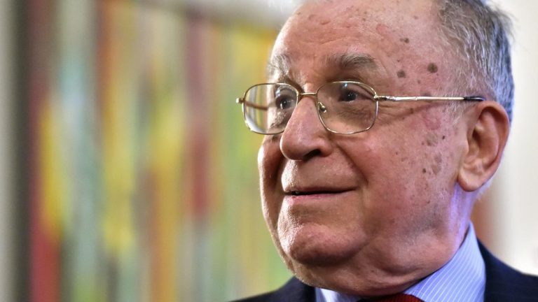 Ion Iliescu a murit la Spitalul SRI Bucuresti