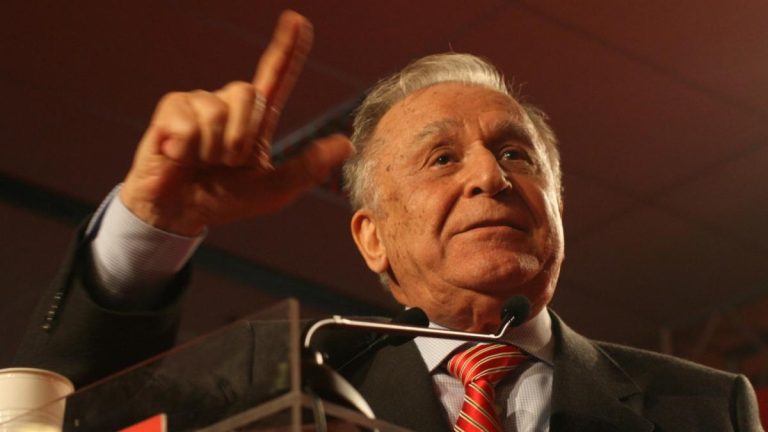 Istoricii dupa moartea lui Ion Iliescu A fost criticat si apreciat