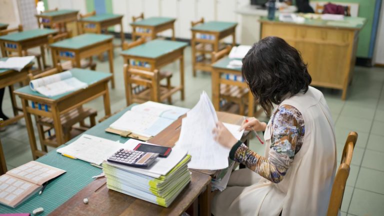 Ministrul Finantelor Fonduri pentru salarii buget nerealist