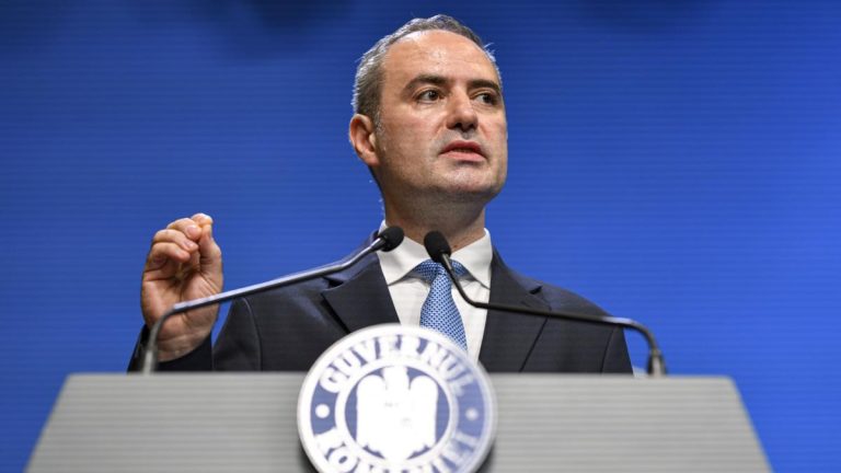 Ministrul Finantelor solicita verificarea preturilor retailerilor