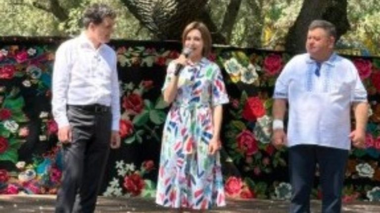 Nicustor Dan si Maia Sandu la Festivalul Zemii