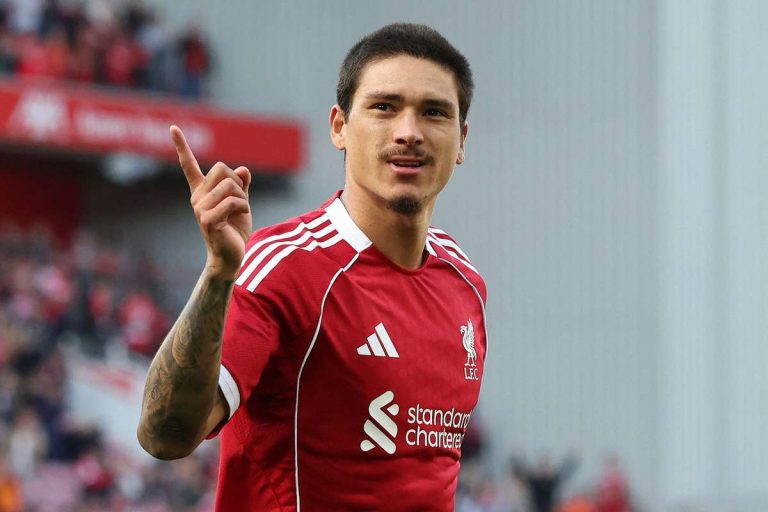 Oficial Darwin paraseshte Liverpool pentru Al Hilal
