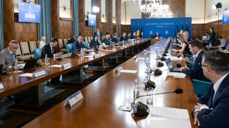 Pachetul 2 va fi impartit in cinci pachete