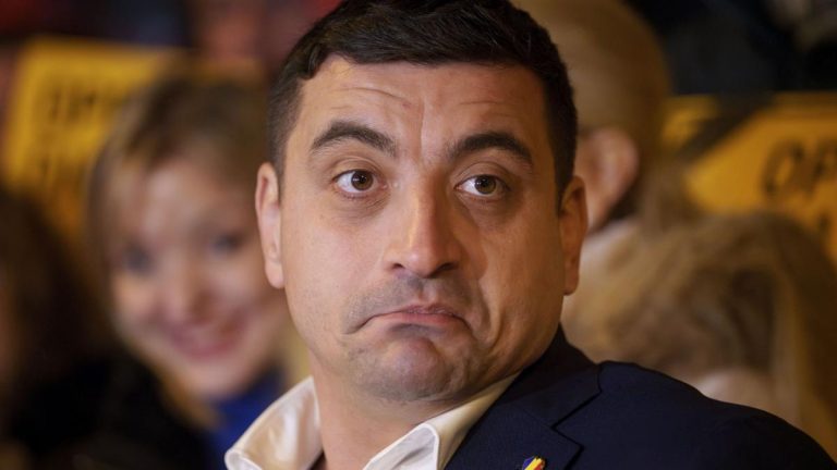 AUR raspandeste minciuna privind trimiterea de trupe in Ucraina