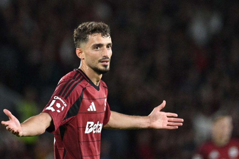 Albion Rrahmani aproape de transferul carierei