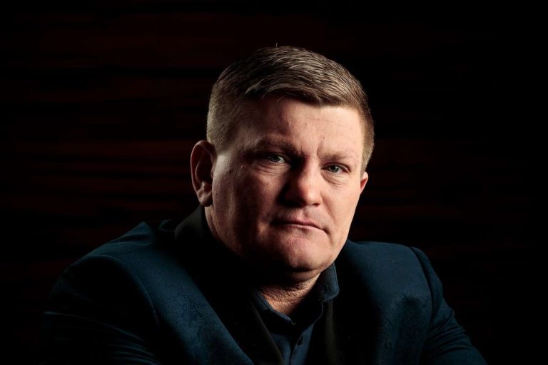 Boxerul Ricky Hatton a murit