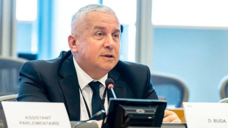Daniel Buda Parlamentul European a aprobat subventii egale fermierilor