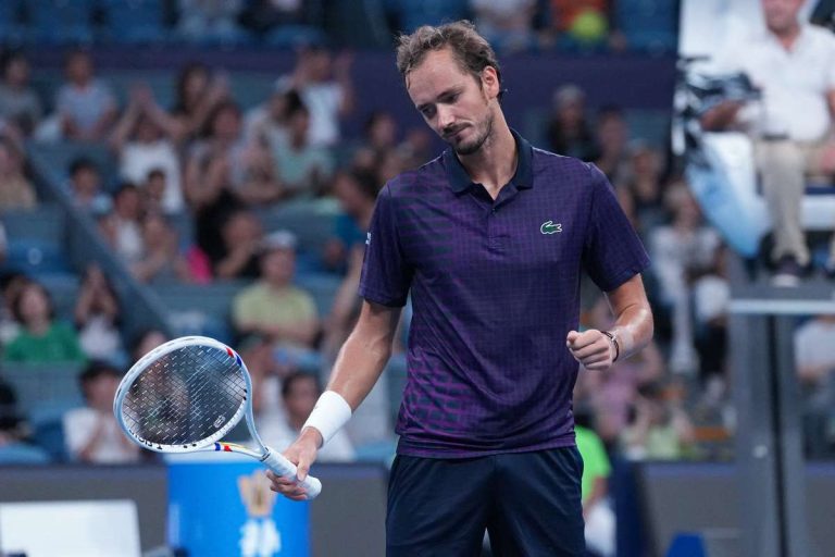 Daniil Medvedev nu se mai gaseste Eliminat de un wildcard in sferturi