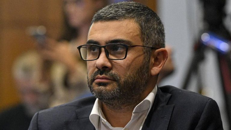 Florin Manole ministrul Muncii Alocatia este un drept nu o pomana