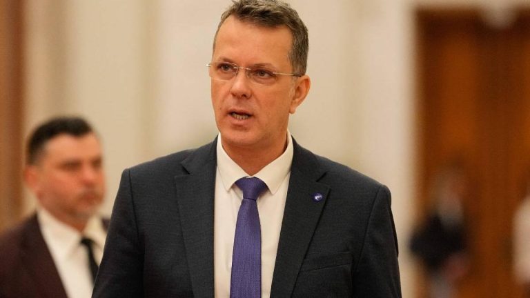 Ministrul Apararii Ionut Mosteanu Potra a avut sprijin important