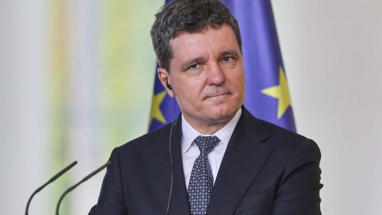 Nicusor Dan Coalitia functioneaza analizand rezultatele macro