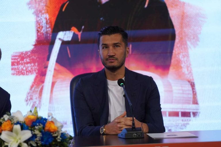 Nuri Sahin este antrenorul echipei eliminate de U Craiova