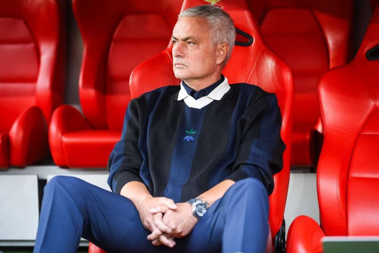 OFICIAL Benfica confirma negocierile cu Jose Mourinho