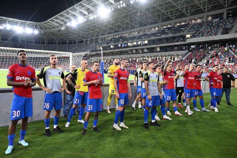 Patru jucatori exclusi de la FCSB dupa meci