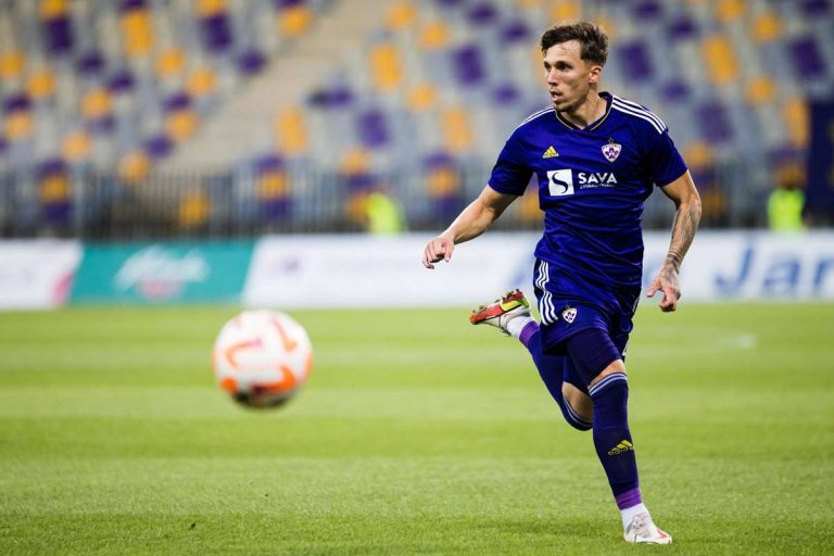 Rapidul forteaza transferul unui mijlocas sloven