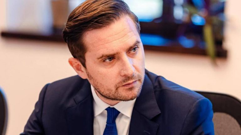 Stelian Bujduveanu Salariile maxime in administratia publica