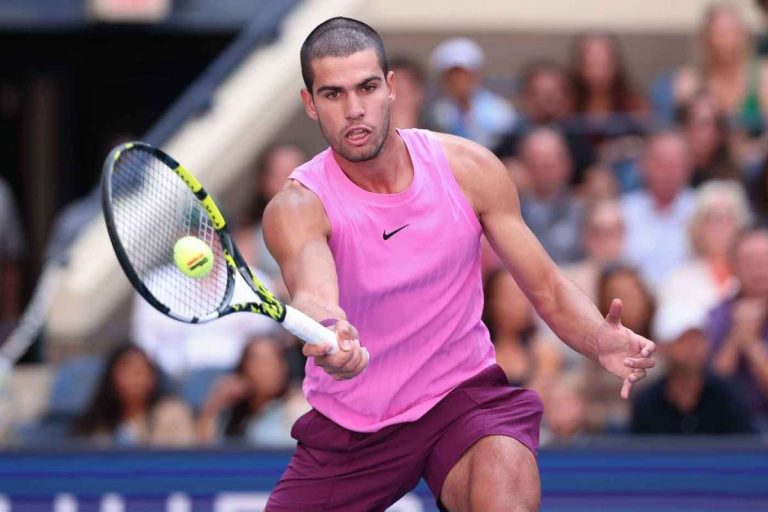 Tennis Tracker Alcaraz incepe sferturile US Open