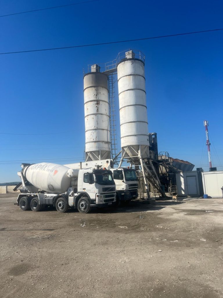 Vanzare linie de productie transport si turnare beton